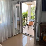 B&B Cariad Boutique