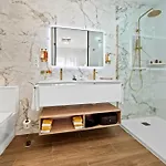 B&B Cariad Boutique